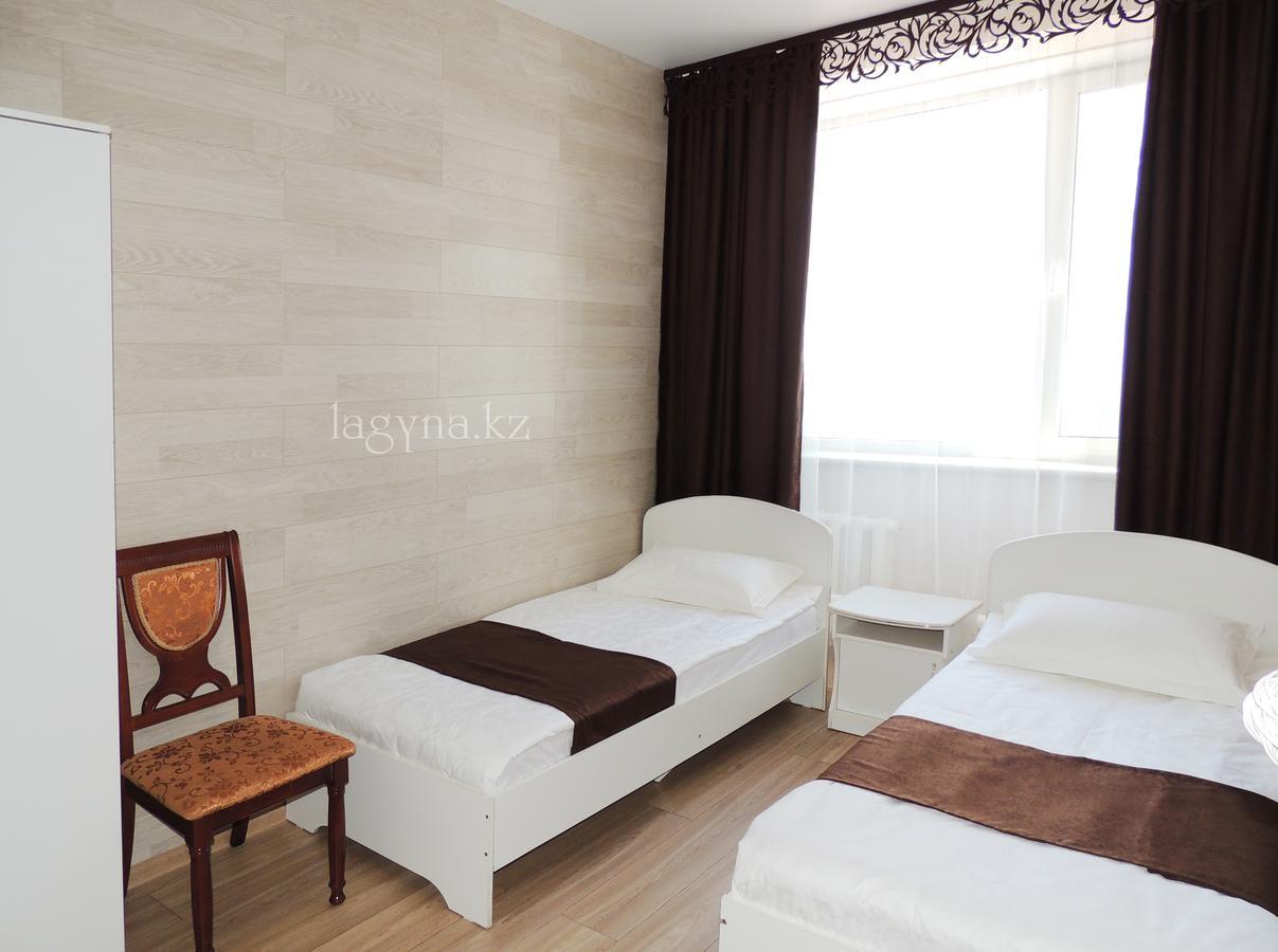 Laguna Hotel Qostanaj Buitenkant foto