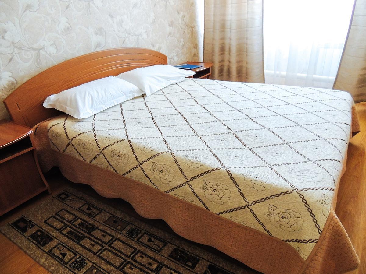 Laguna Hotel Qostanaj Buitenkant foto