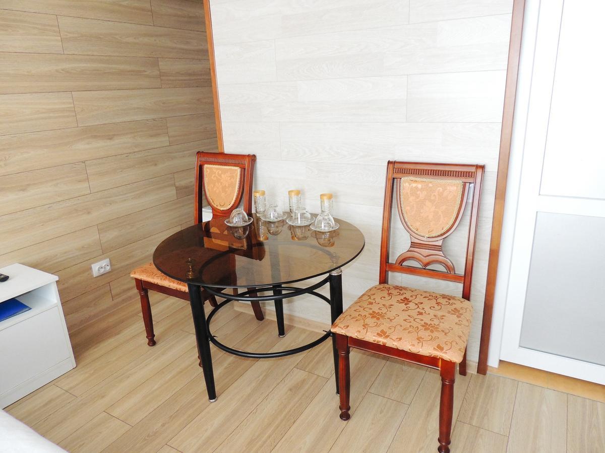 Laguna Hotel Qostanaj Buitenkant foto
