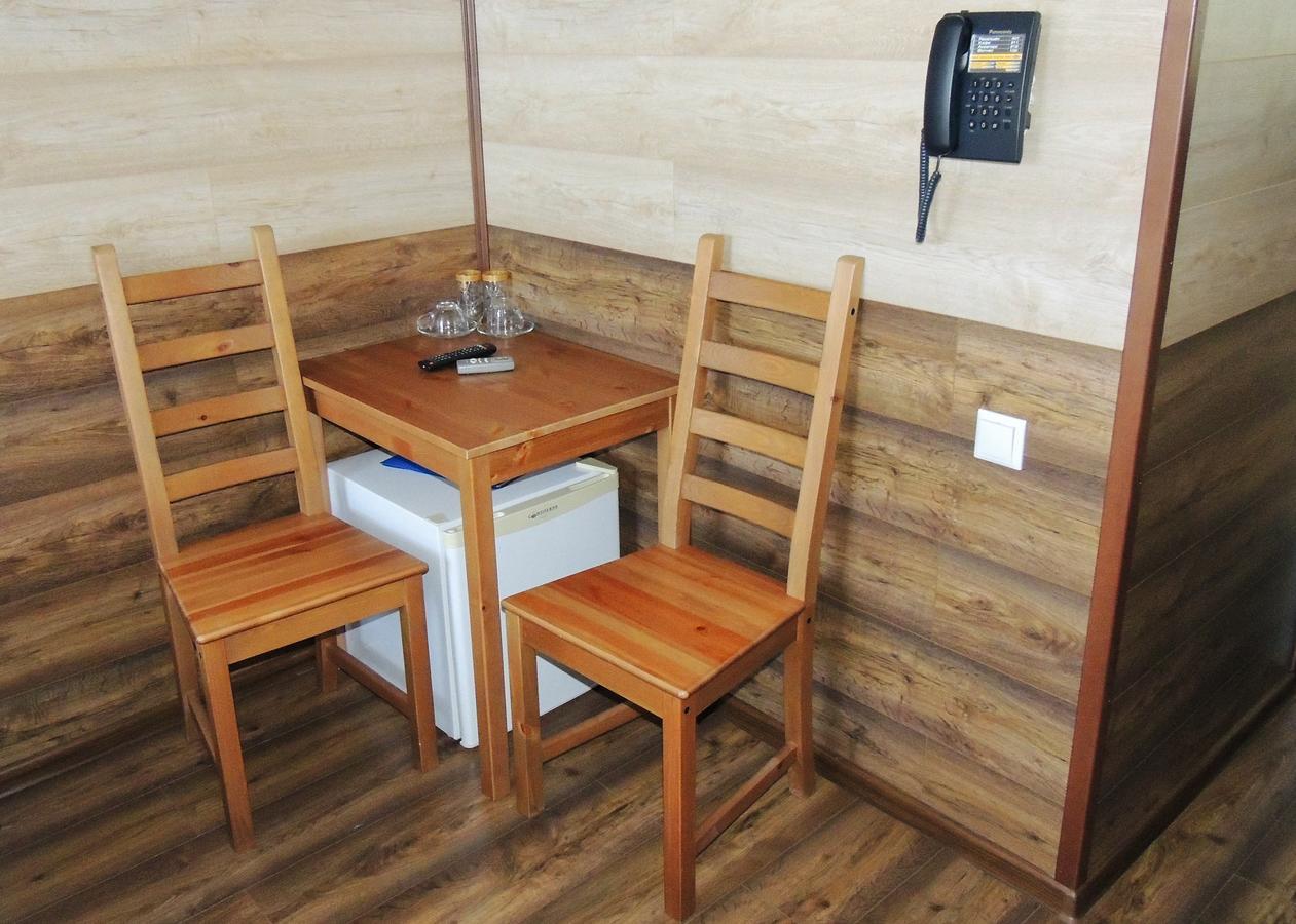 Laguna Hotel Qostanaj Buitenkant foto
