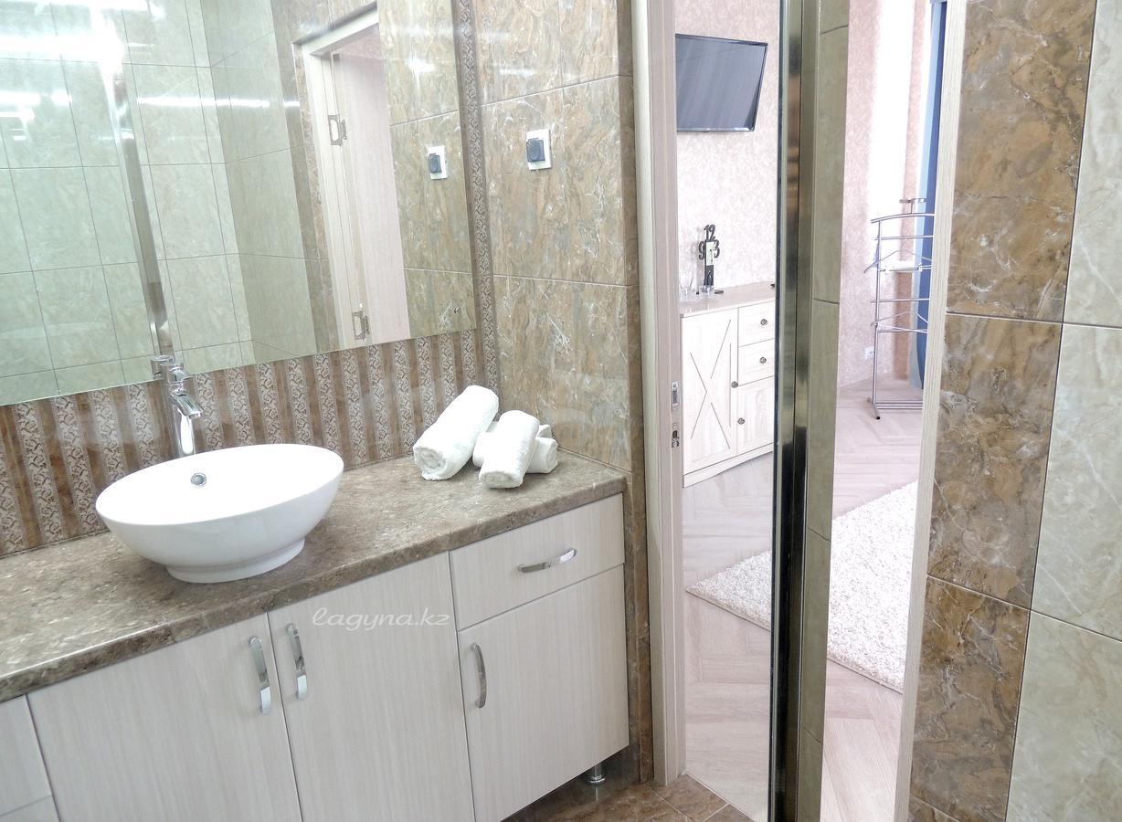 Laguna Hotel Qostanaj Kamer foto