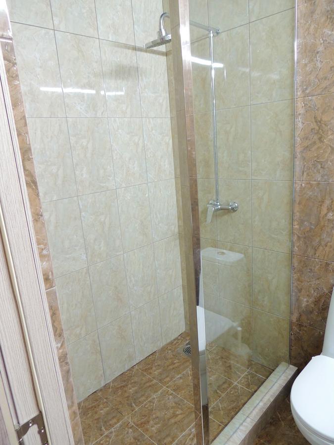 Laguna Hotel Qostanaj Buitenkant foto